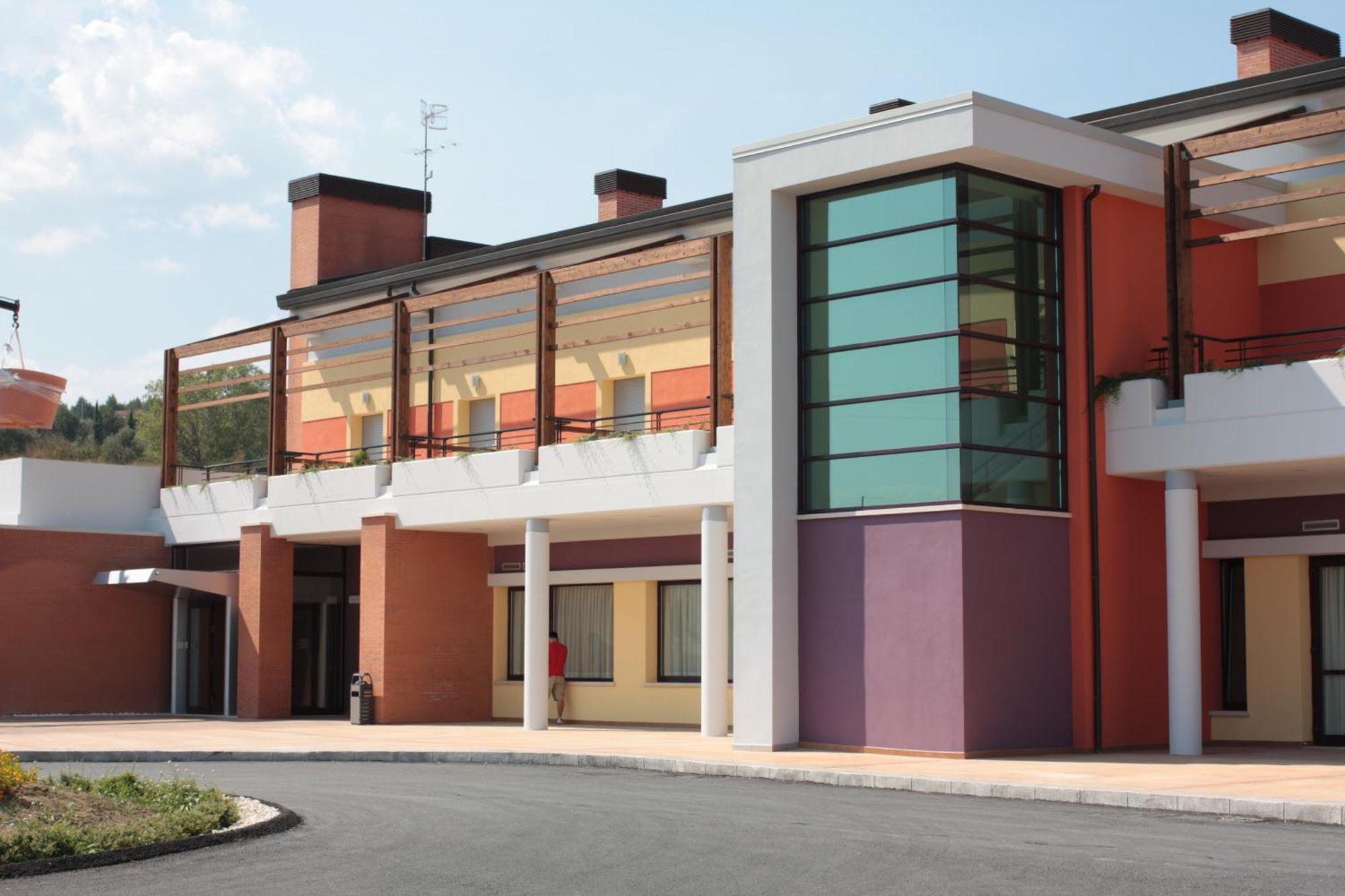Domus Hotel Bagnoli Del Trigno Exterior photo